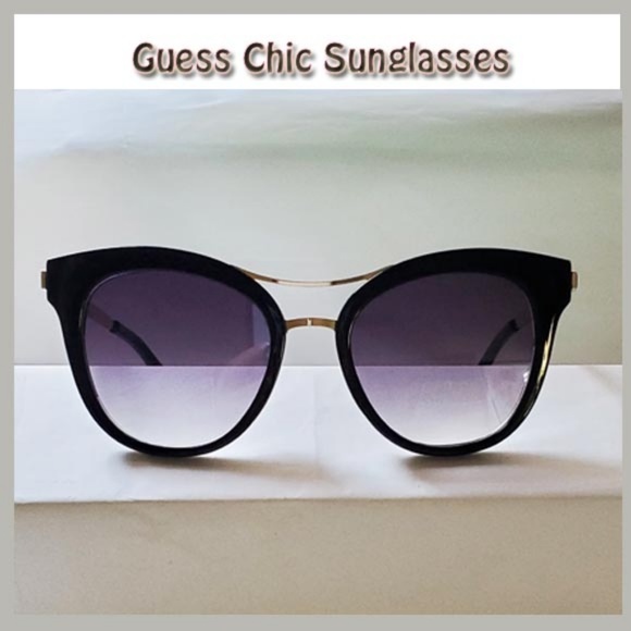 Guess Accessories - Guess Chic Black & Gold Sunglasses